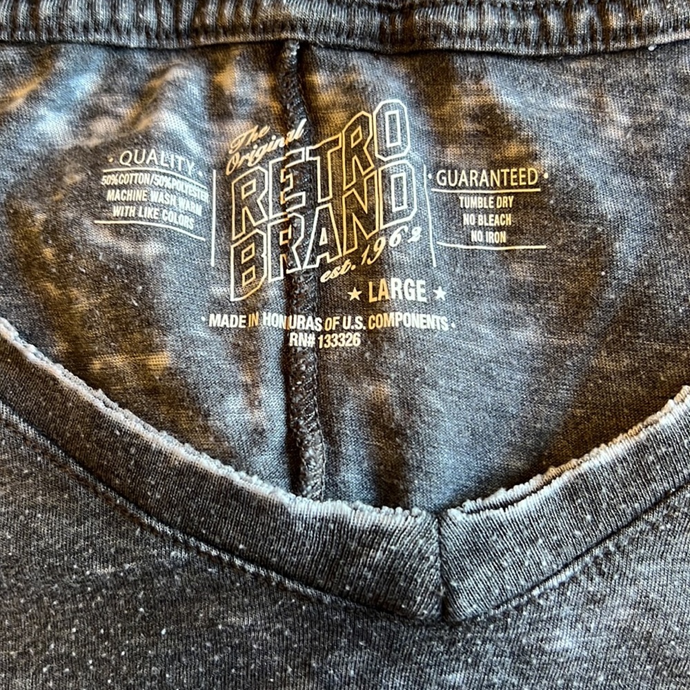 The Original Retro Brand Distressed Tee Sz L - Picture 6 of 6